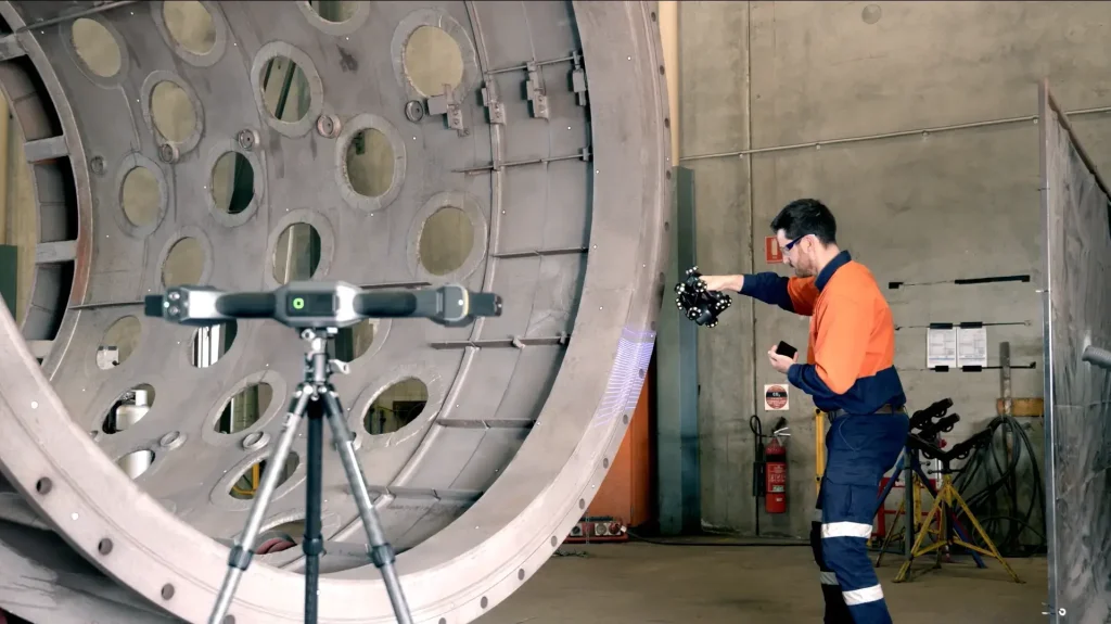 Steelstruct社：SHINING 3Dスキャナーで重機改修の効率化を実現